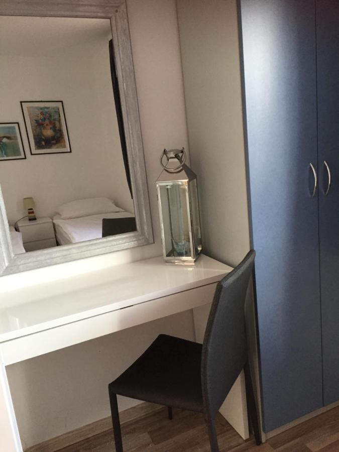 Apartments Mare 푸나트 외부 사진